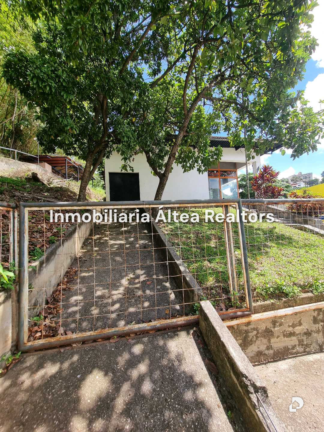 Terreno en La Trinidad, Caracas