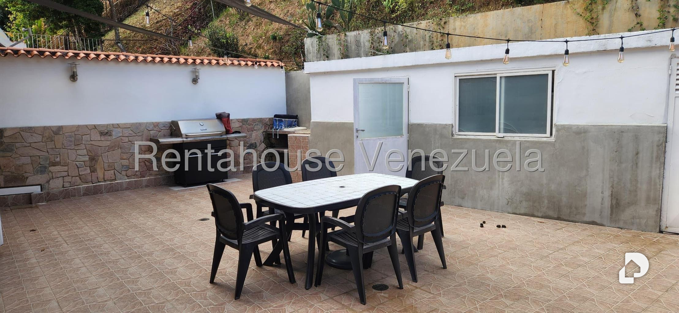 Casa en Alto Prado, Caracas – 21