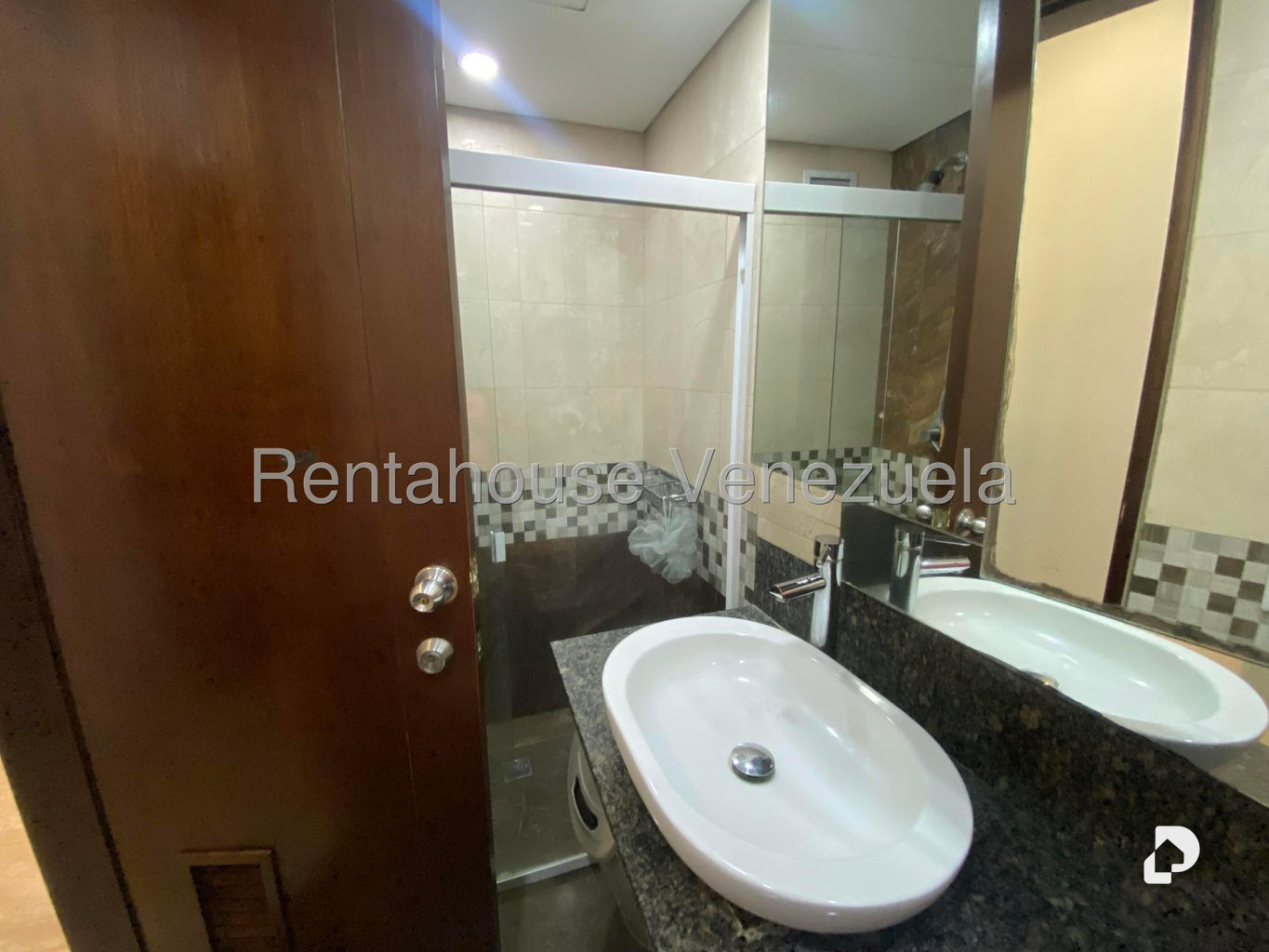 Apartamento en Santa Rosa de Lima, Caracas – 18