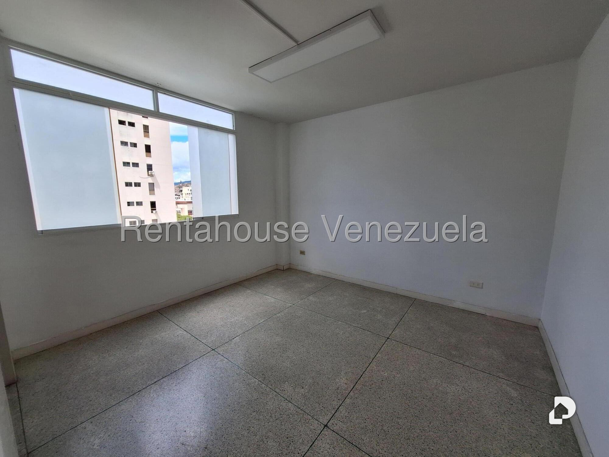 Apartamento en Los Palos Grandes, Caracas – 9