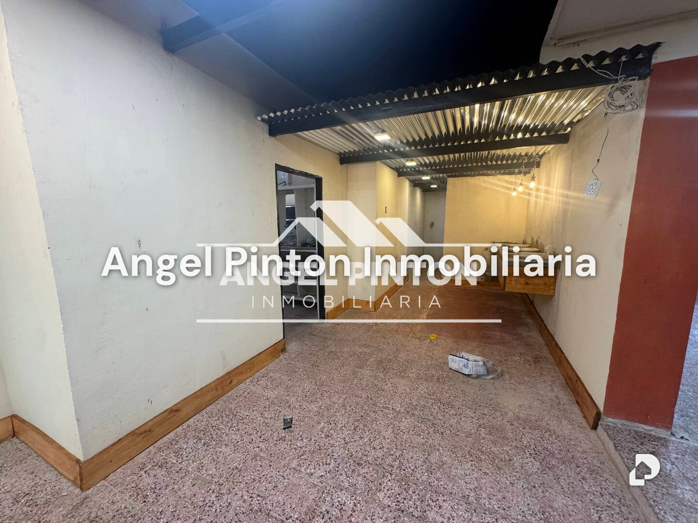Local comercial en El Perú, San Francisco – 9
