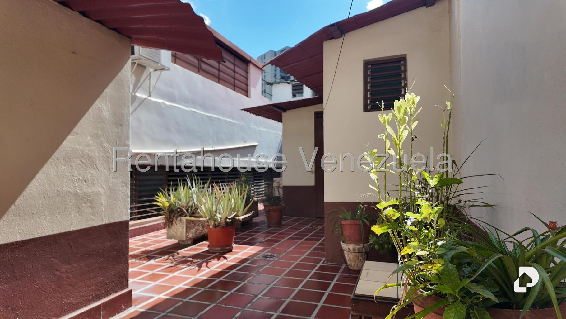 Local comercial en Boleíta Sur, Caracas – 26