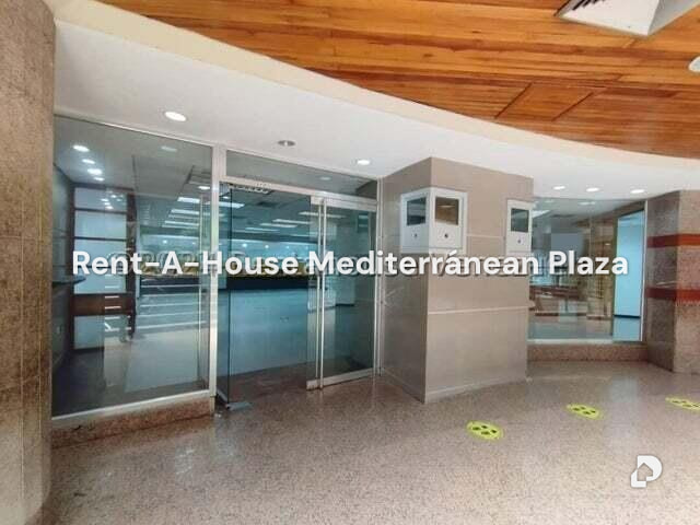 Local comercial en Mañongo, Naguanagua – 2