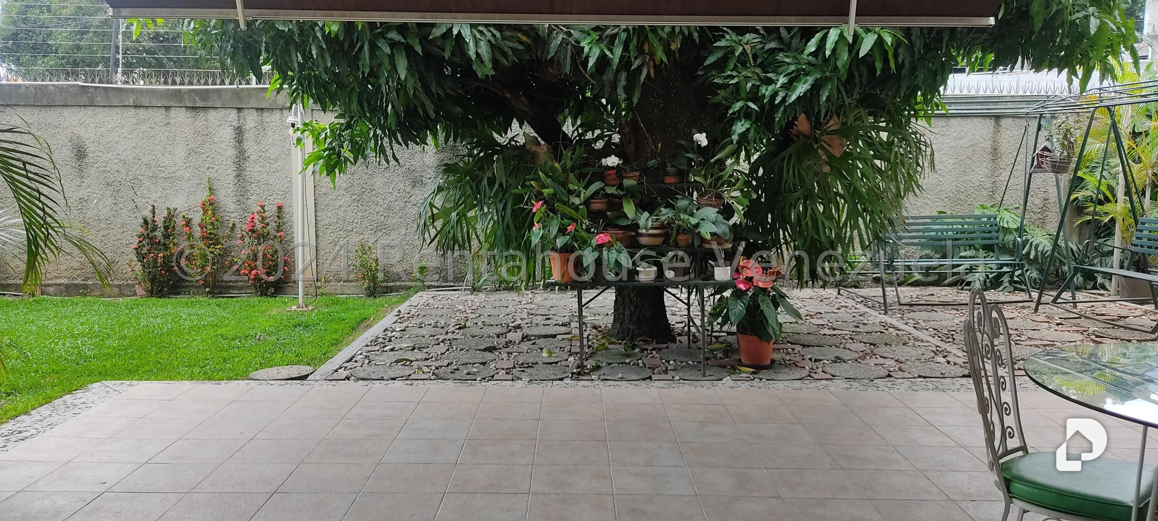 Casa en Los Palos Grandes, Caracas – 3