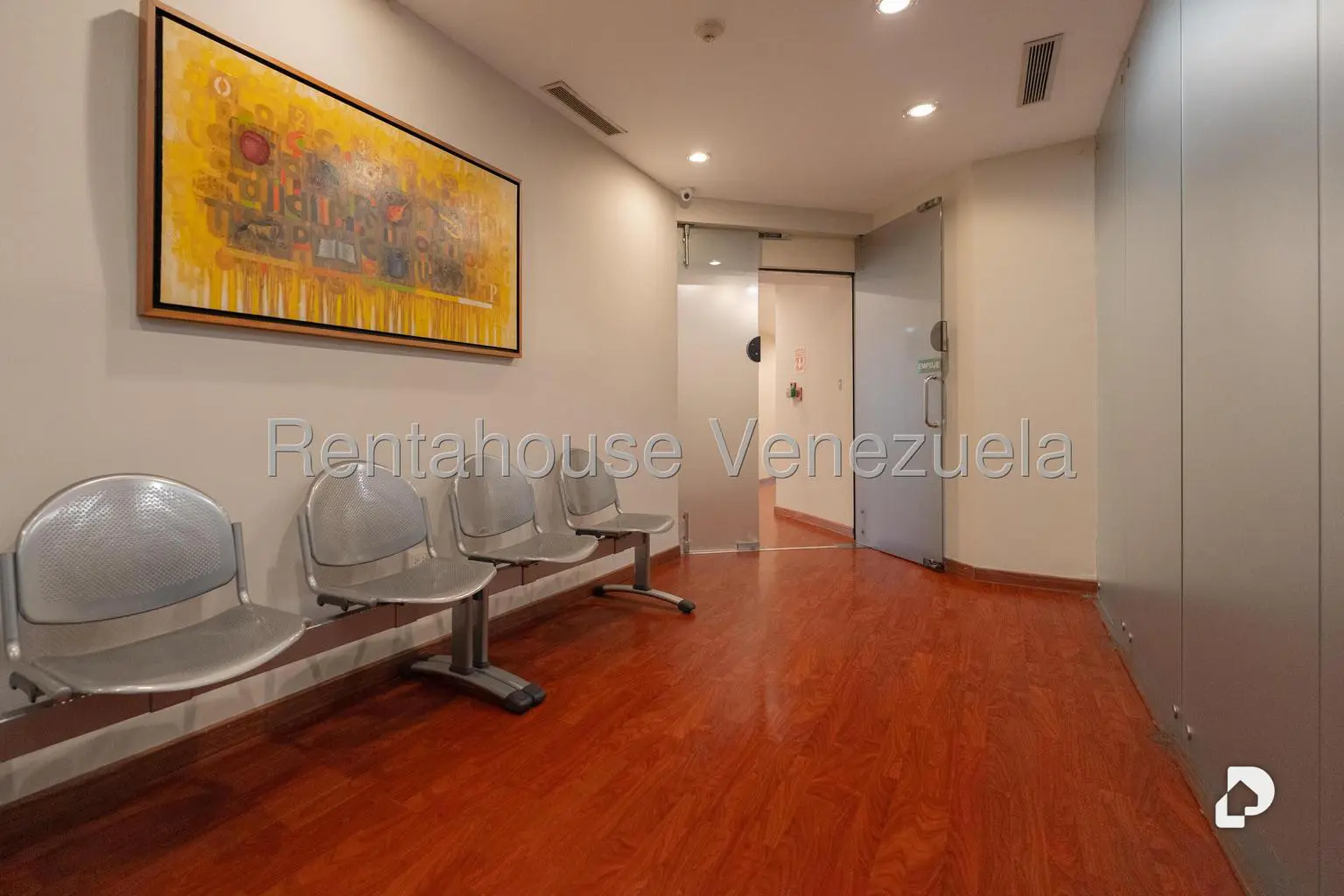 Oficina en Los Palos Grandes, Caracas