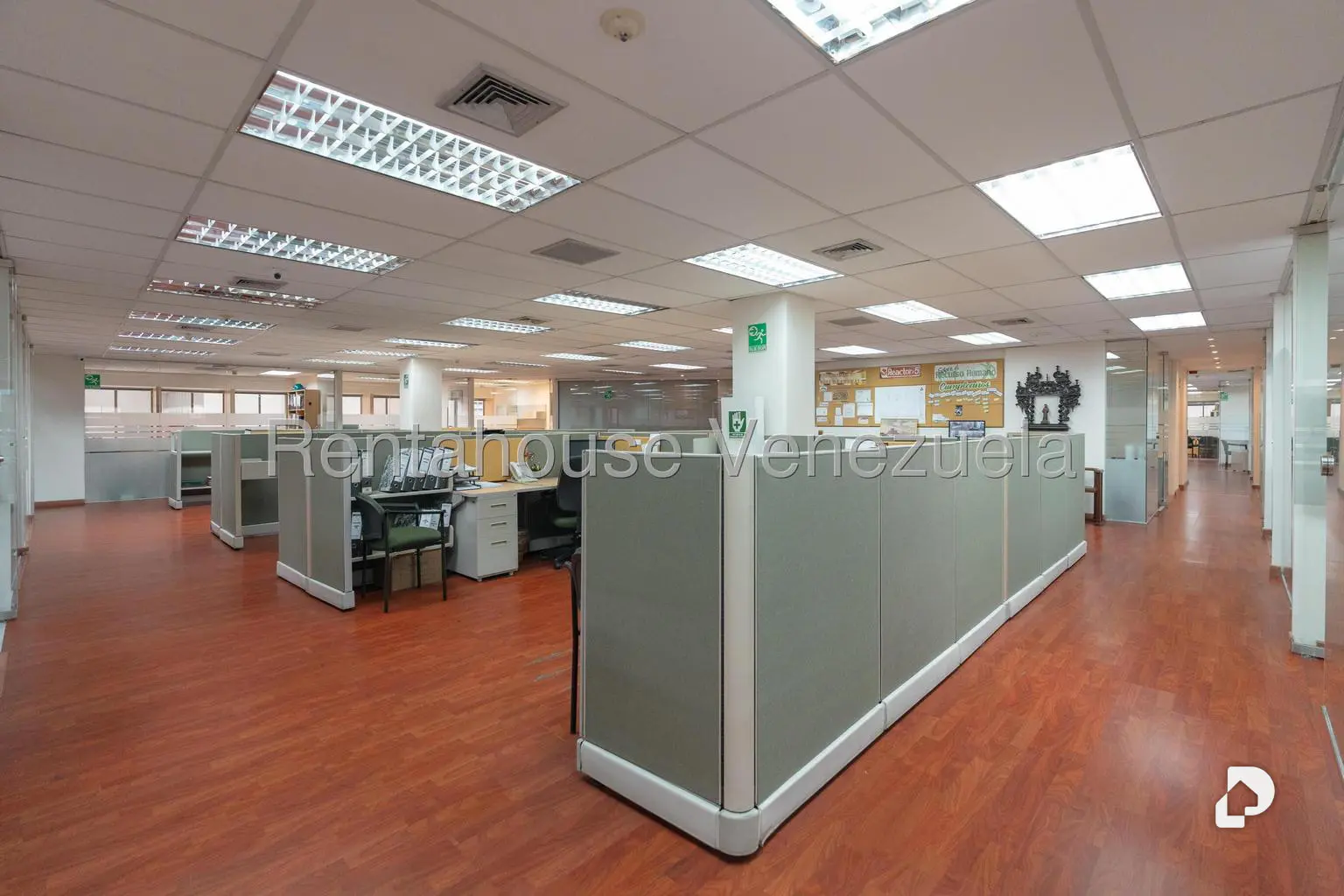 Oficina en Los Palos Grandes, Caracas