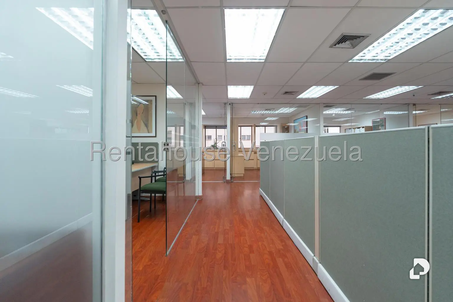 Oficina en Los Palos Grandes, Caracas