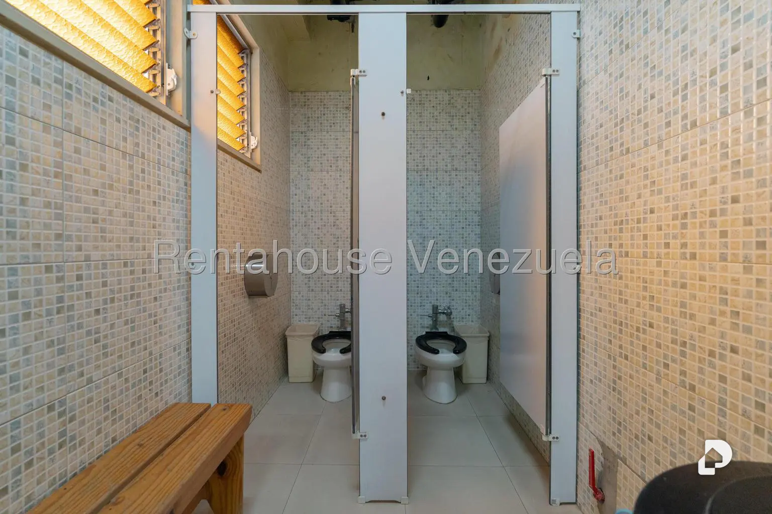 Oficina en Los Palos Grandes, Caracas