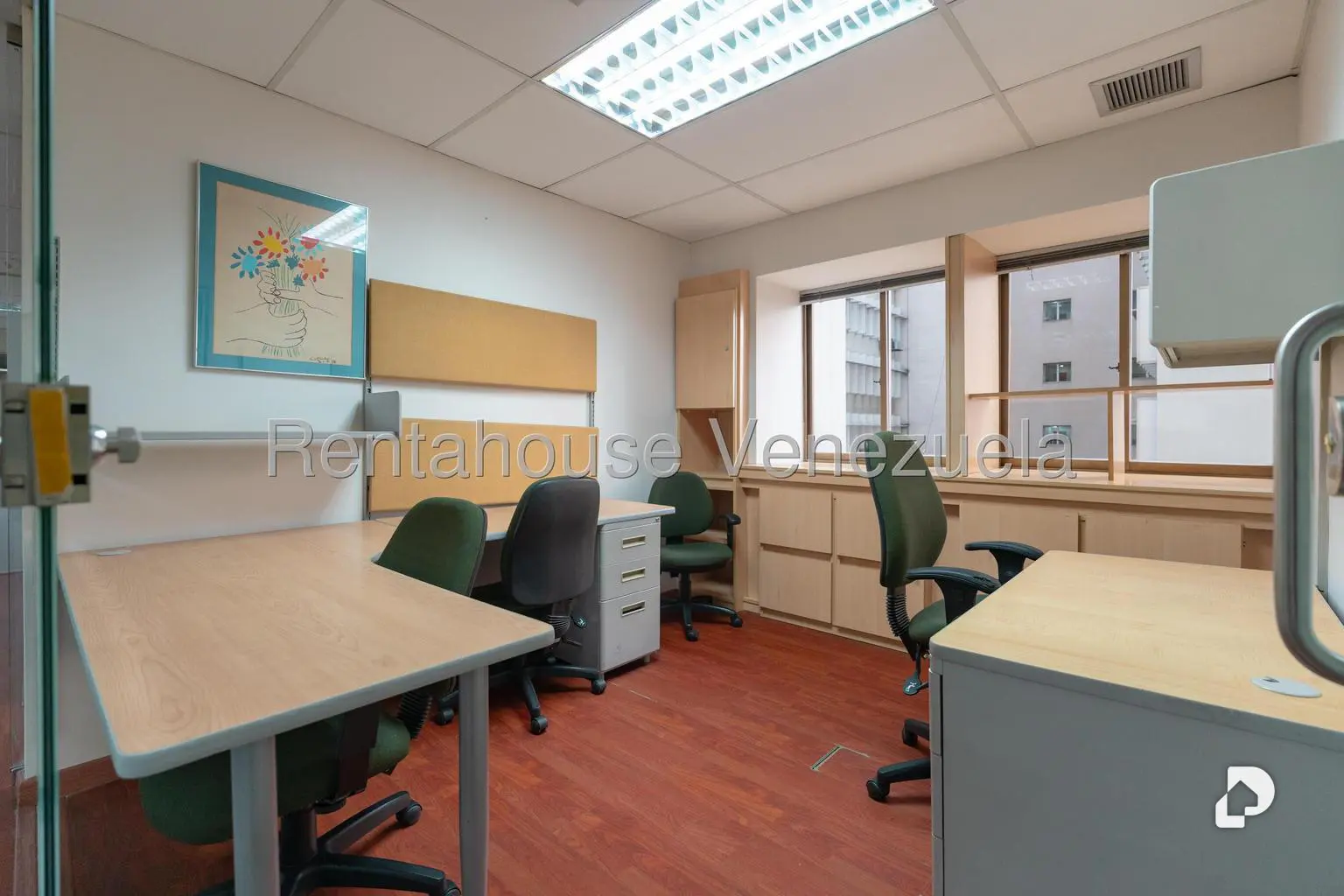 Oficina en Los Palos Grandes, Caracas