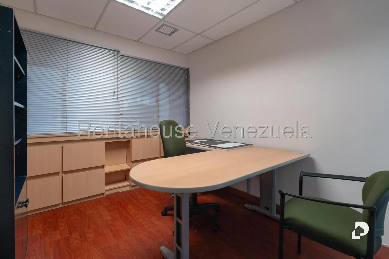 Oficina en Los Palos Grandes, Caracas