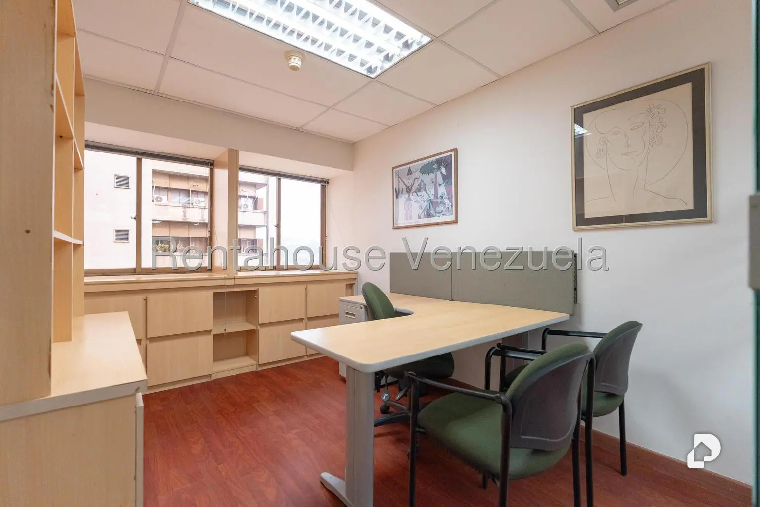 Oficina en Los Palos Grandes, Caracas