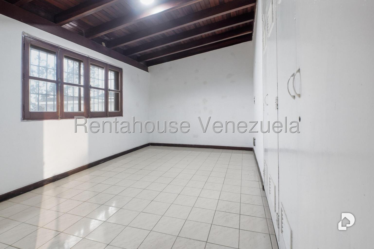 Casa en La Lagunita Country Club, Caracas