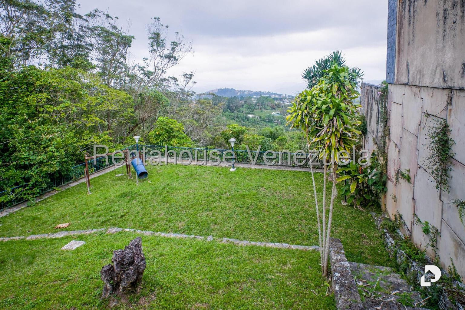 Casa en La Lagunita Country Club, Caracas