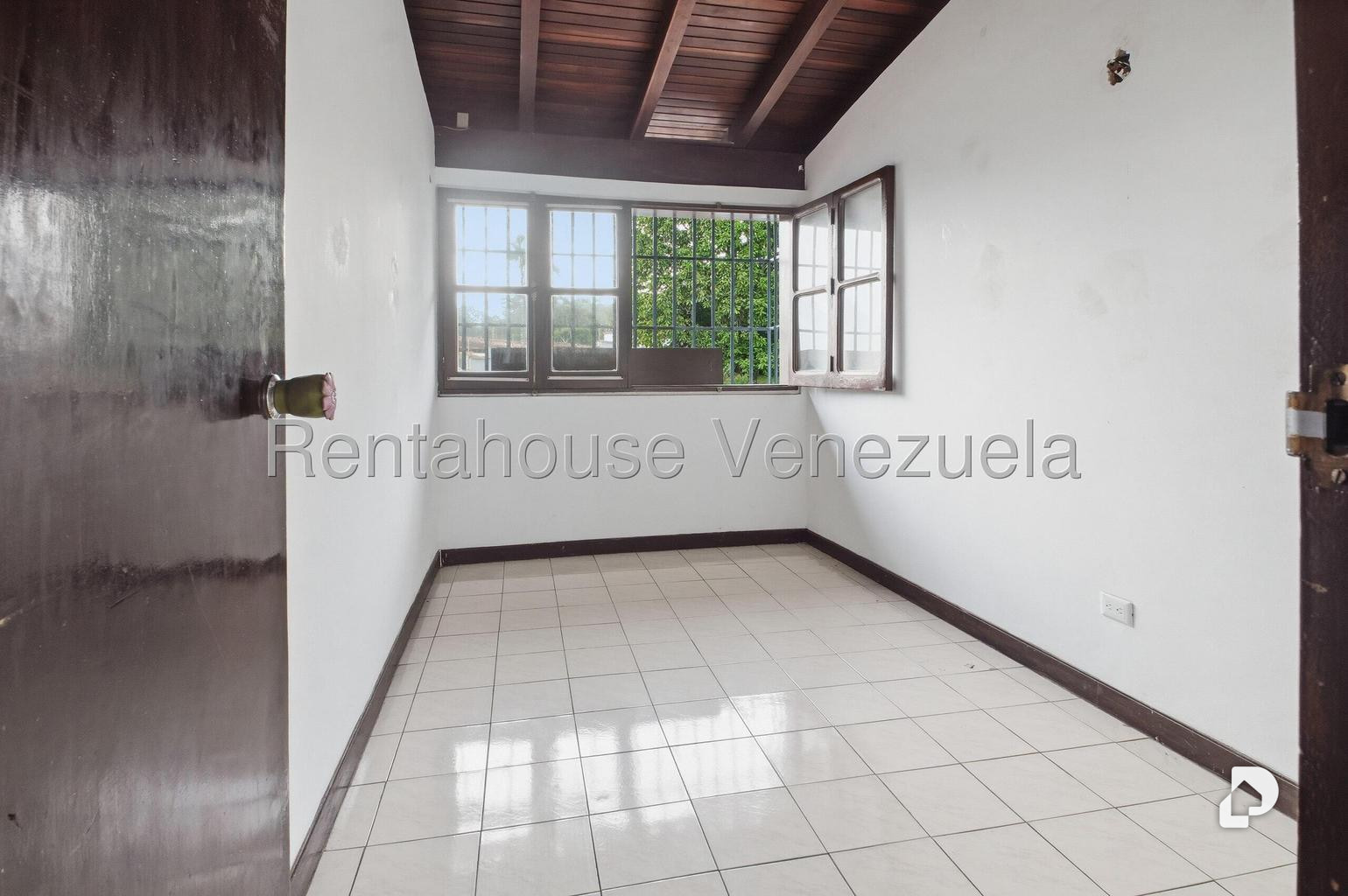 Casa en La Lagunita Country Club, Caracas