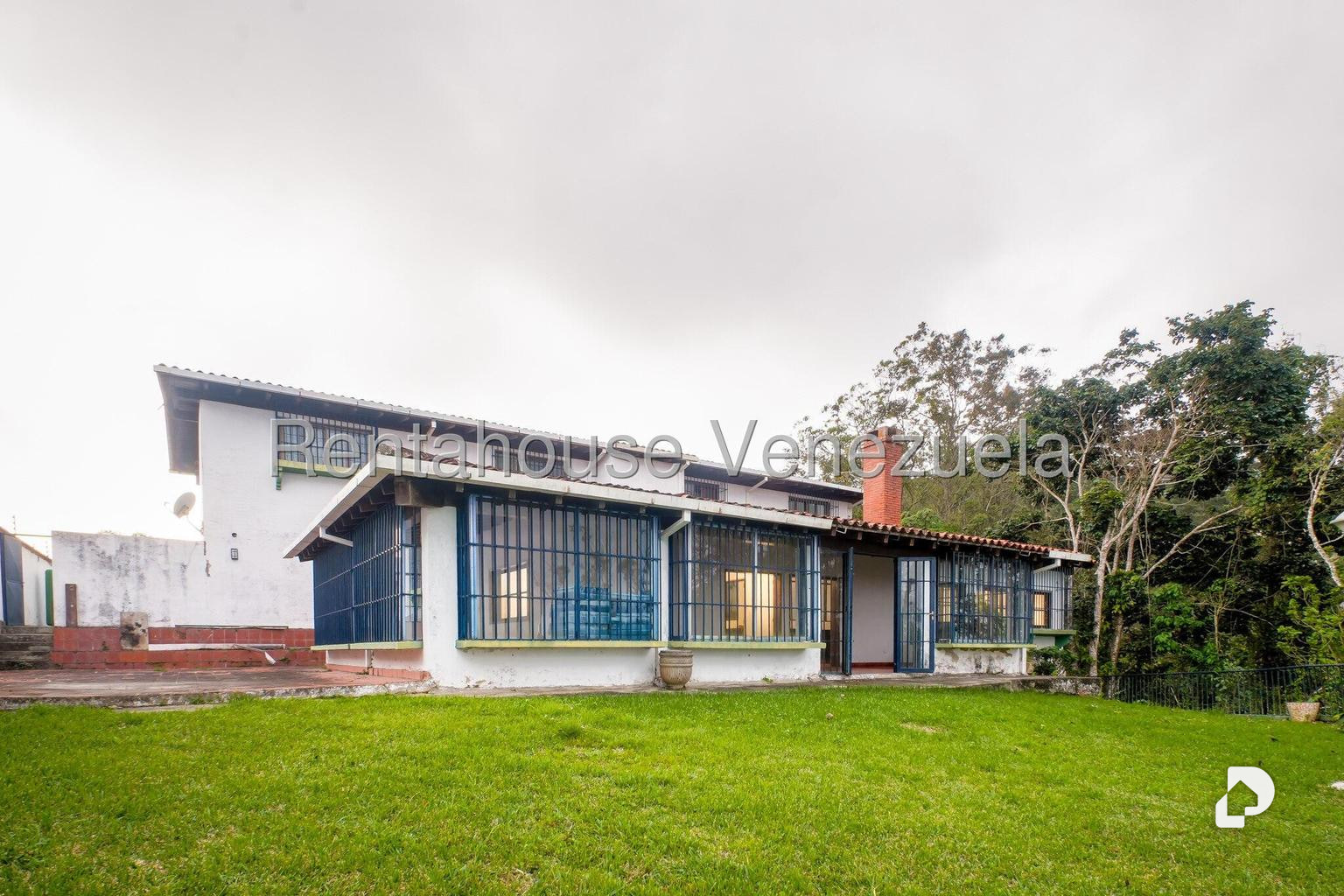 Casa en La Lagunita Country Club, Caracas