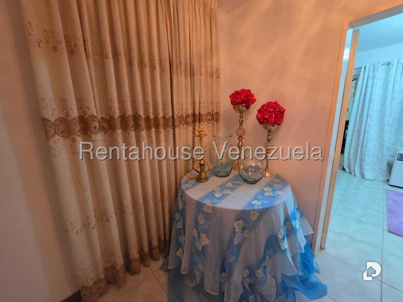 Casa en La California Sur, Caracas – 12