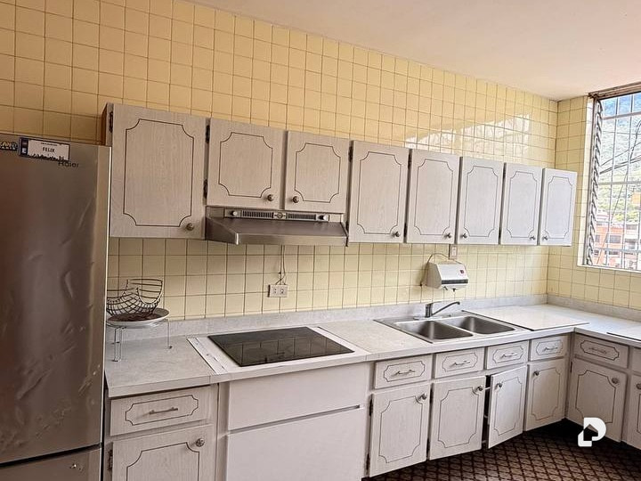 Apartamento en Parroquia San Bernardino, Caracas – 13
