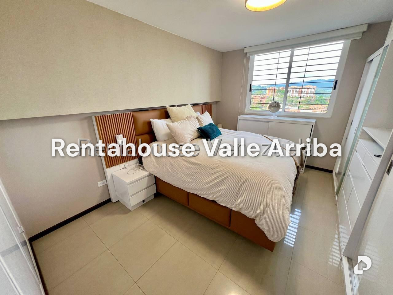 Apartamento en Colinas de La Tahona, Caracas – 13