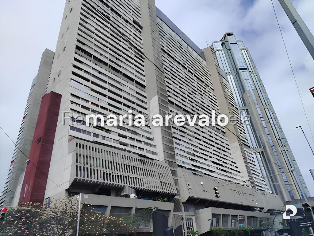 Apartamento en Parque Central, Caracas – 1