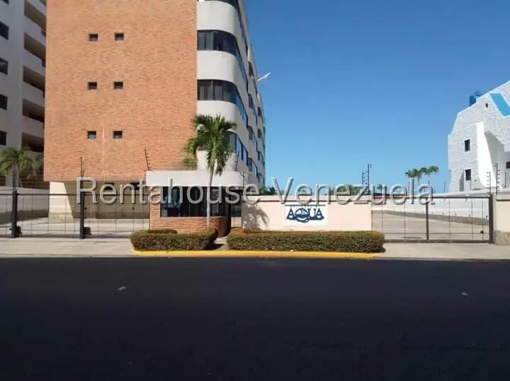Apartamento en Puerto Encantado, Higuerote - 1