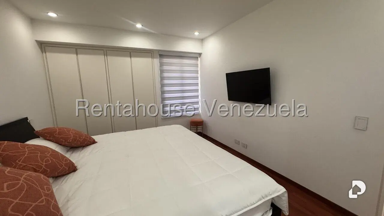 Apartamento en Campo Alegre, Caracas – 13