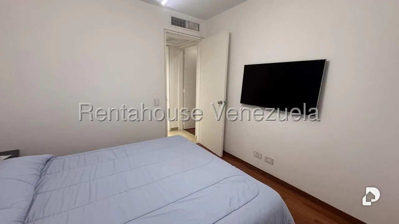 Apartamento en Campo Alegre, Caracas – 11
