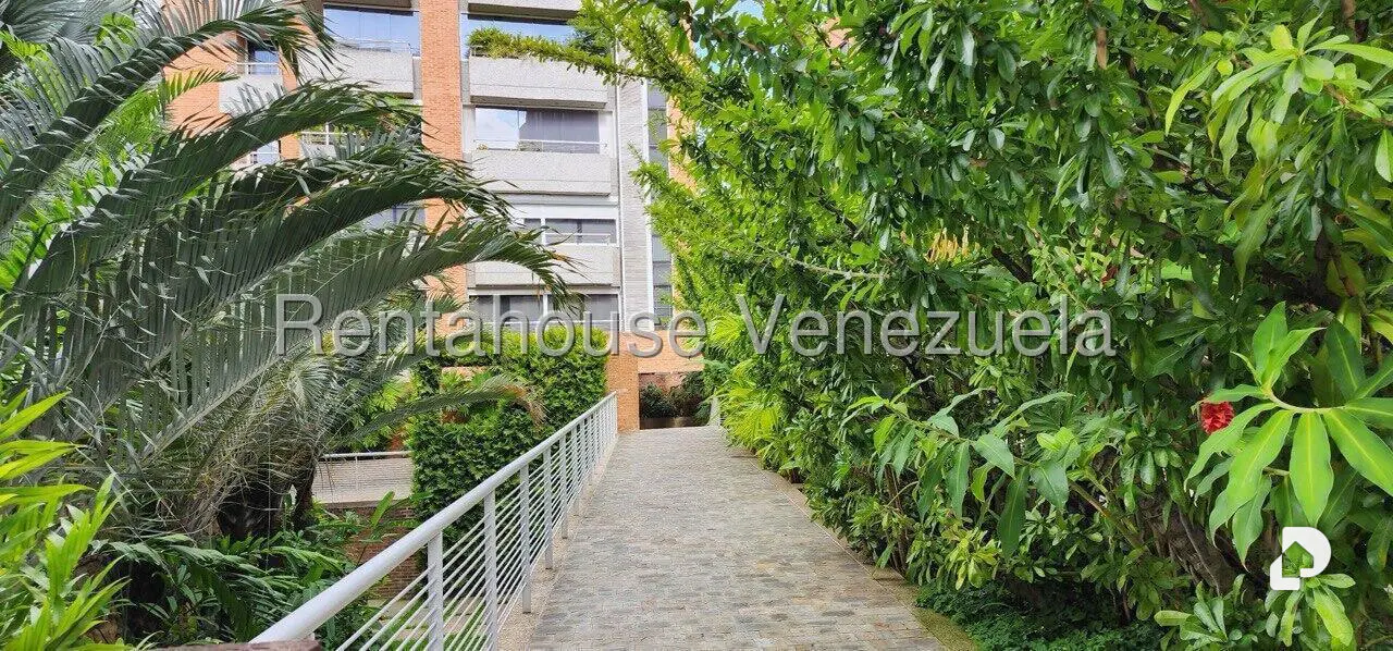 Apartamento en Campo Alegre, Caracas – 22