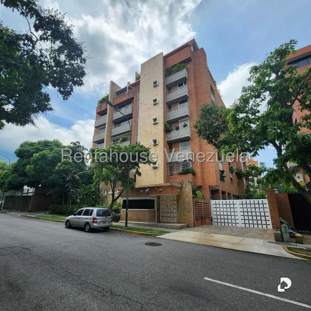 Apartamento en Campo Alegre, Caracas – 1
