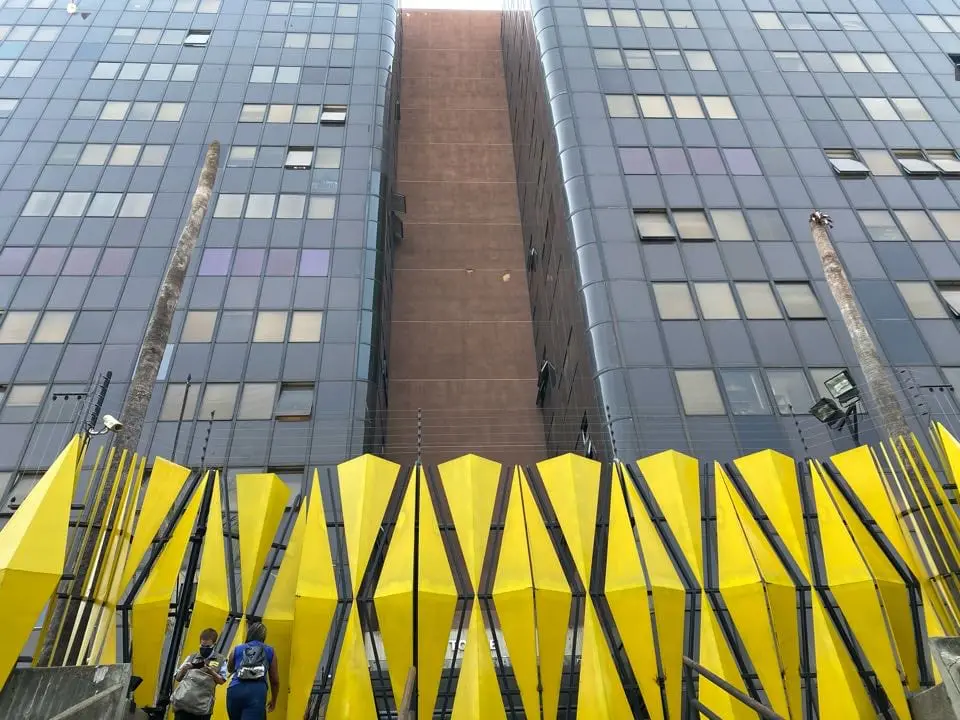 Oficina en Las Mercedes, Caracas - 1