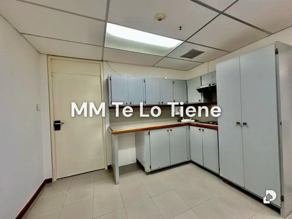 Oficina en Las Mercedes, Caracas – 9