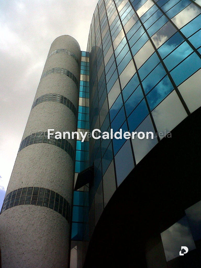 Edificio en Sabana Grande, Caracas – 1
