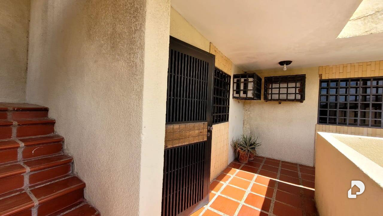 Apartamento en Milagro Norte, Maracaibo – 11