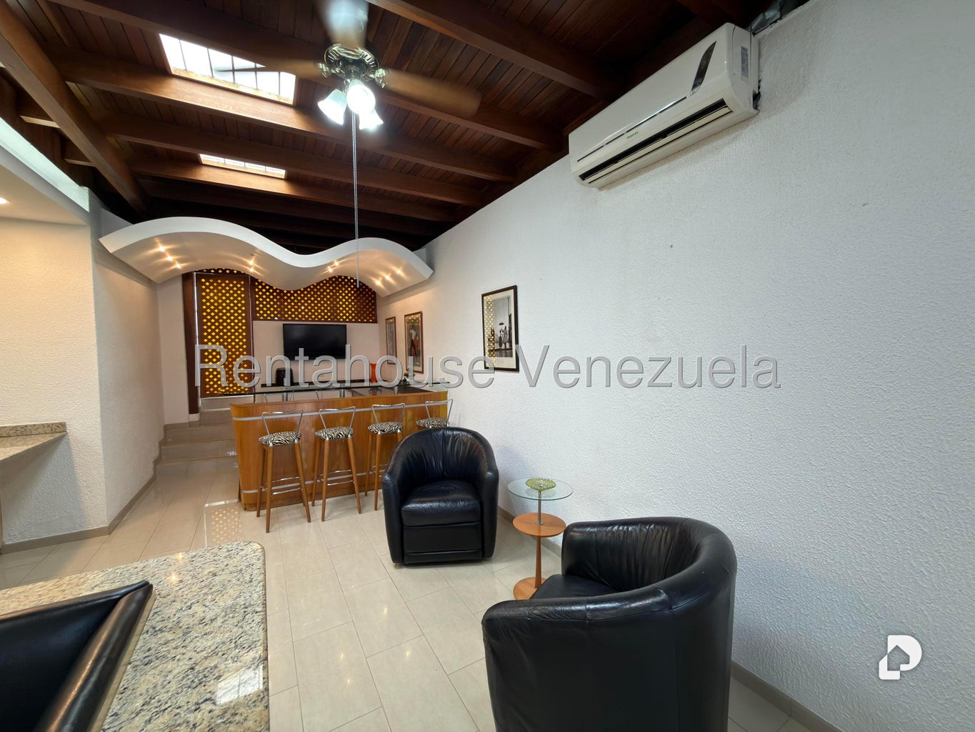 Casa en Alto Prado, Caracas – 17
