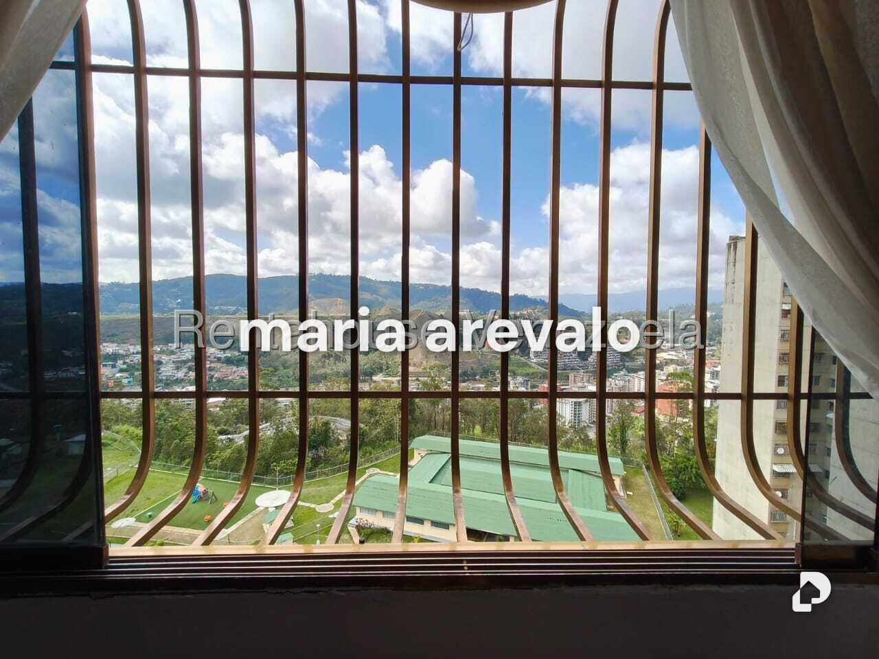 Apartamento en La Rosaleda, San Antonio de Los Altos – 4