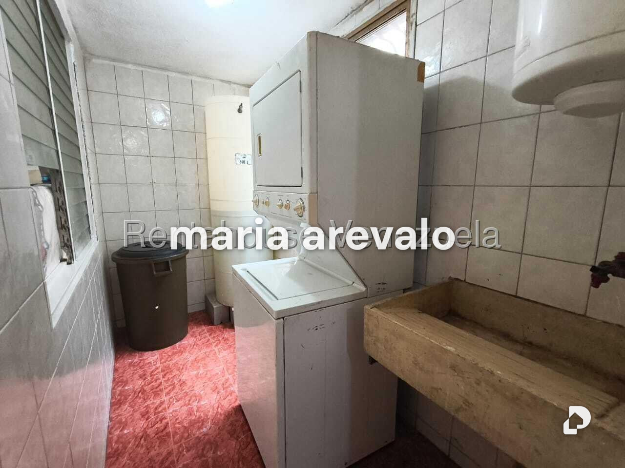 Apartamento en La Rosaleda, San Antonio de Los Altos – 9