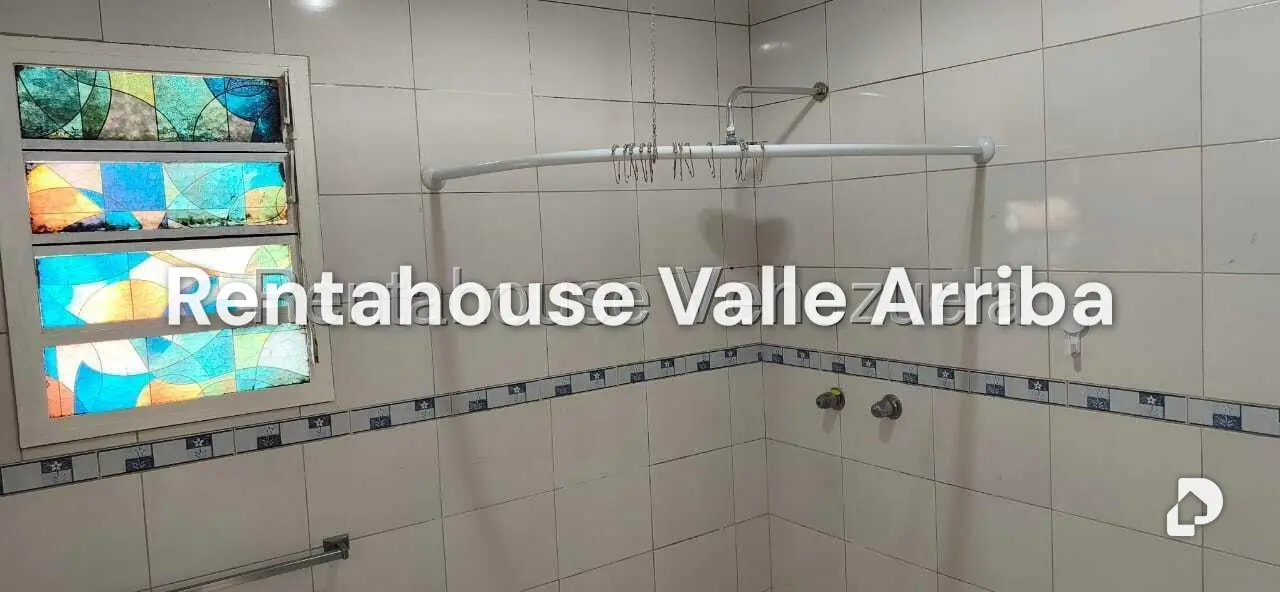 Apartamento en Los Palos Grandes, Caracas – 14
