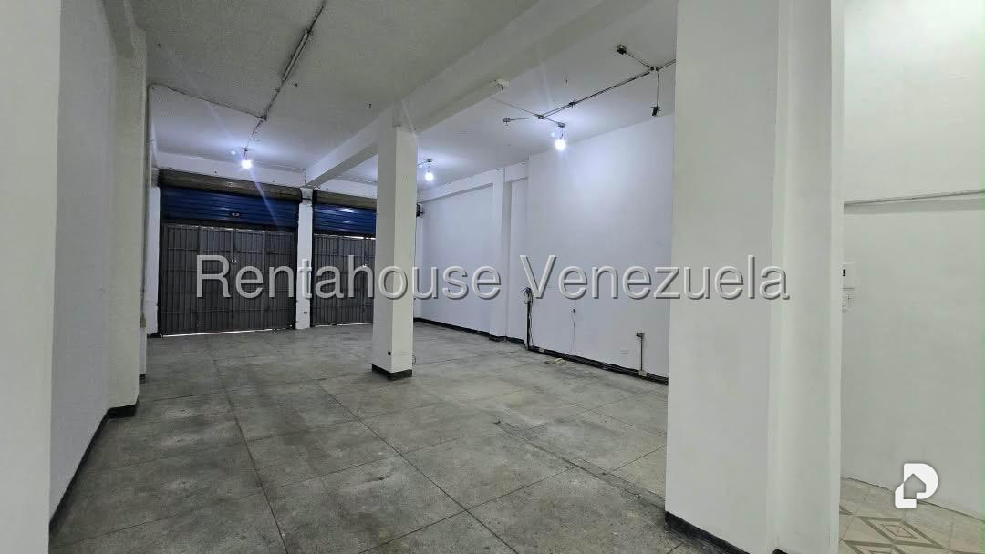 Local comercial en Parroquia La Candelaria, Caracas – 20