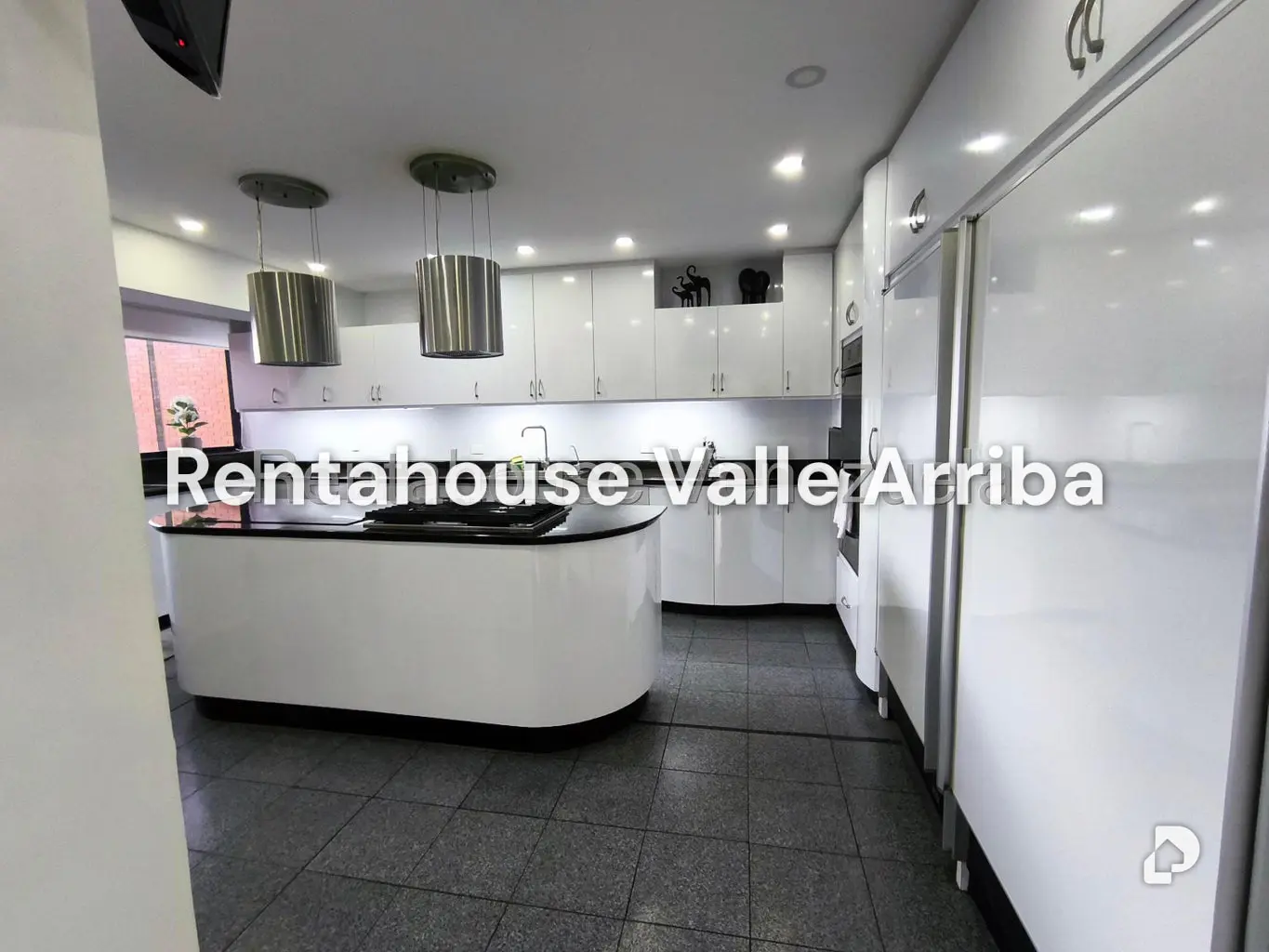 Apartamento en Santa Fe Norte, Caracas – 16