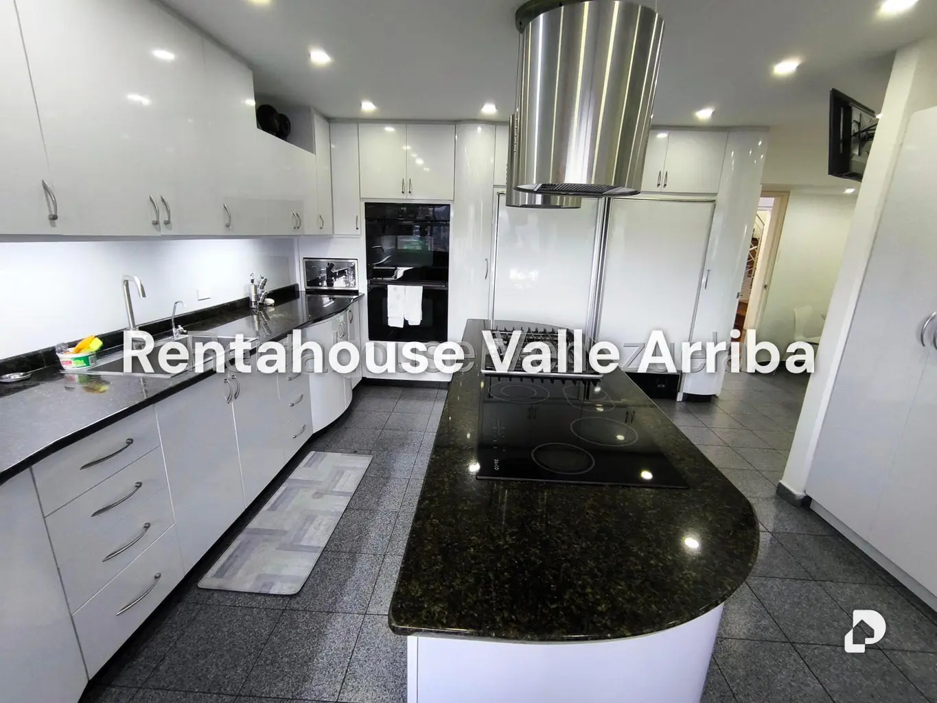 Apartamento en Santa Fe Norte, Caracas – 18