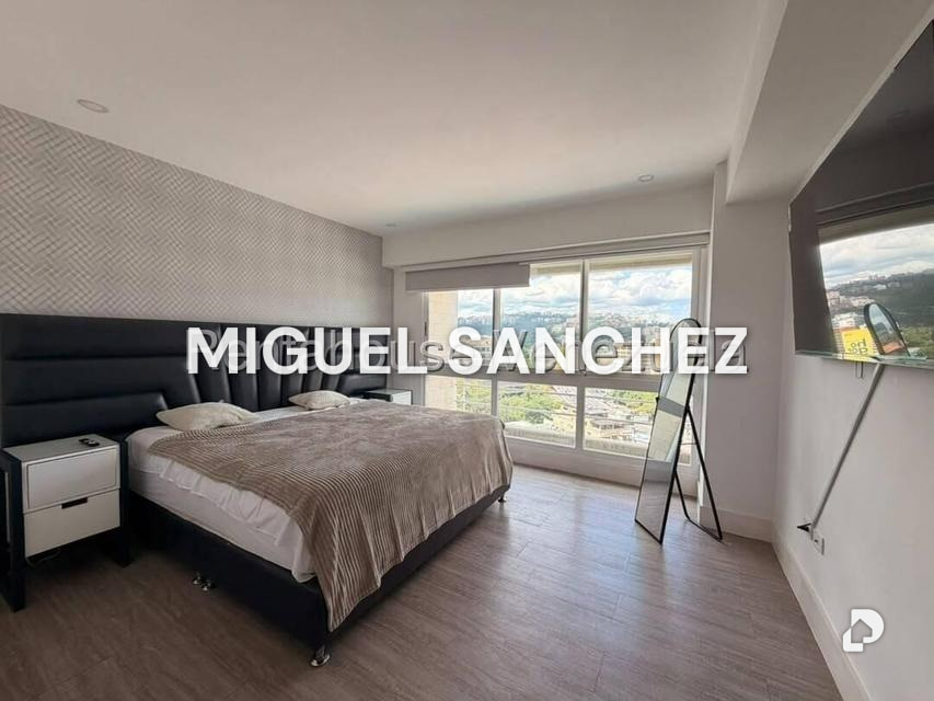 Apartamento en Lomas de Las Mercedes, Caracas – 17