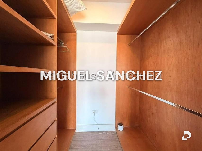 Apartamento en Lomas de Las Mercedes, Caracas – 16