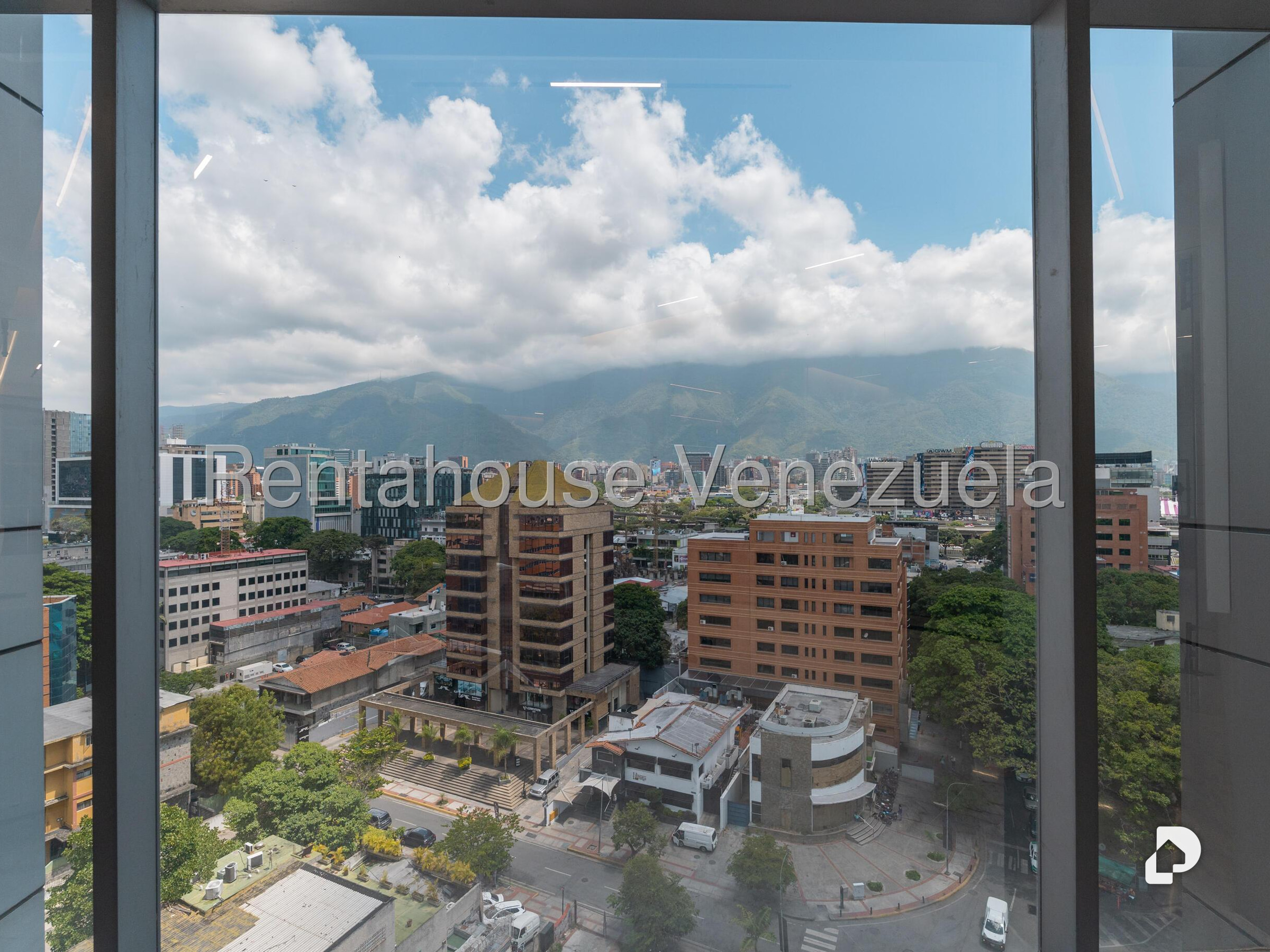 Local comercial en Las Mercedes, Caracas