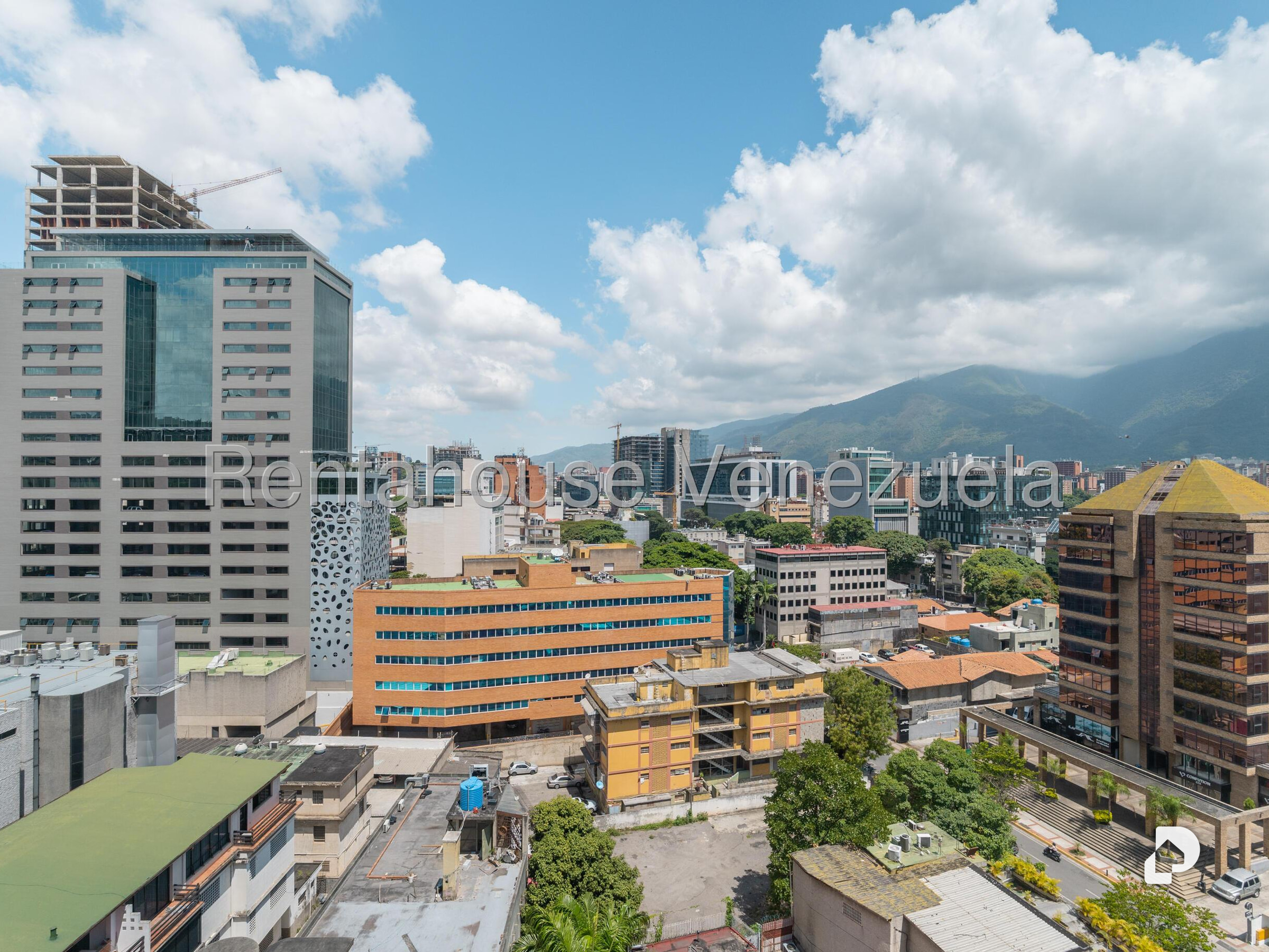 Local comercial en Las Mercedes, Caracas