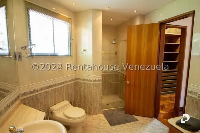 Apartamento en Colinas de Valle Arriba, Caracas – 17