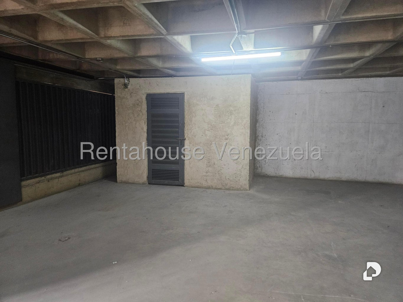 Local comercial en La Yaguara, Caracas – 8