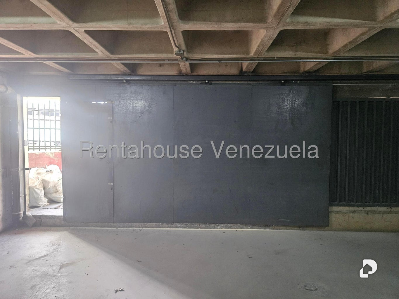 Local comercial en La Yaguara, Caracas – 6