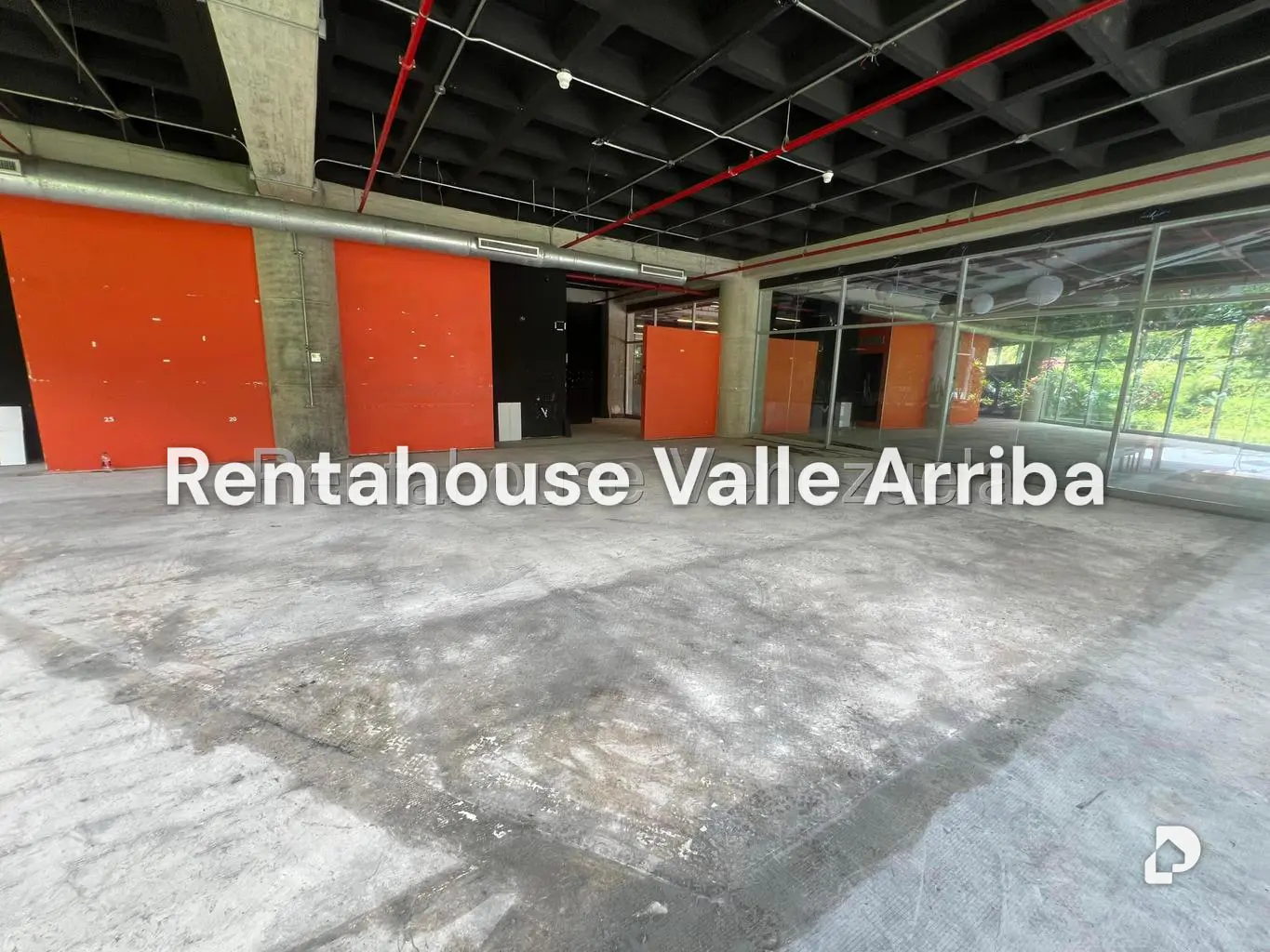 Local comercial en Cerro Verde, Caracas – 8