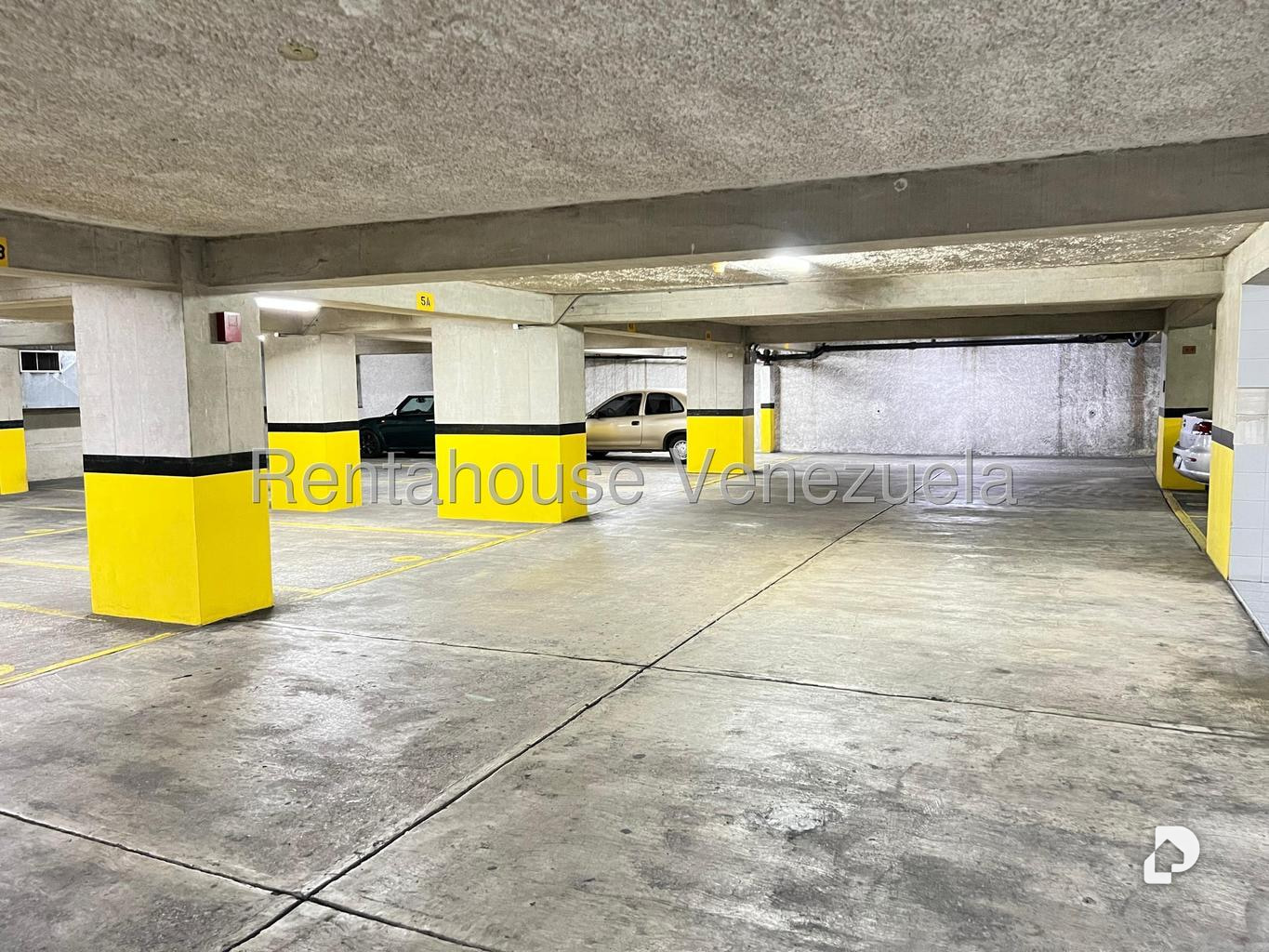 Apartamento en Campo Alegre, Caracas – 21