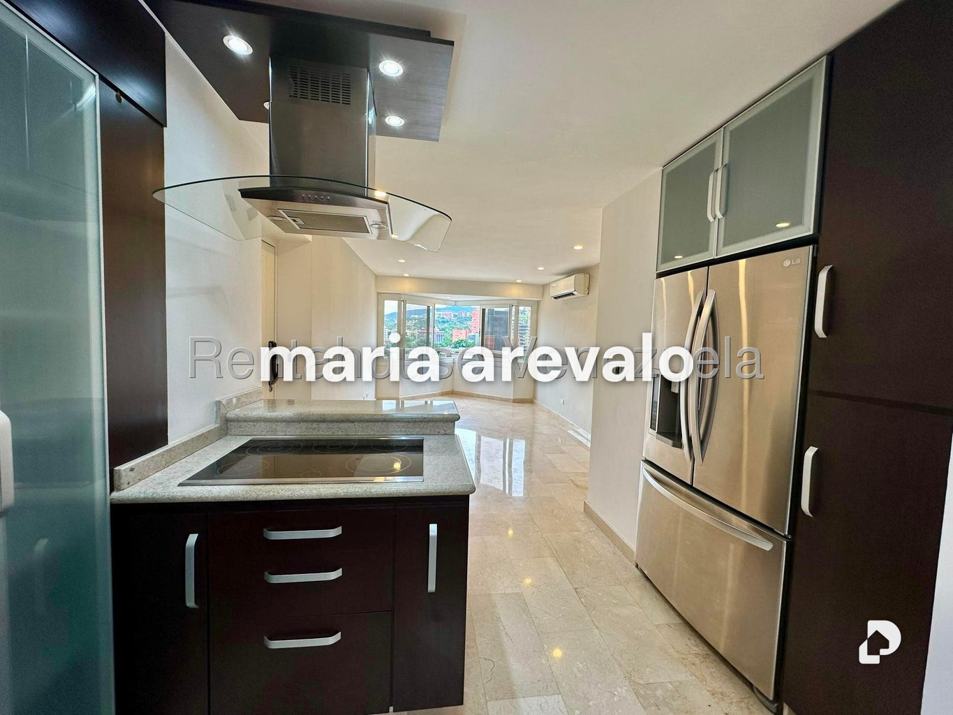Apartamento en El Rosal, Caracas – 12