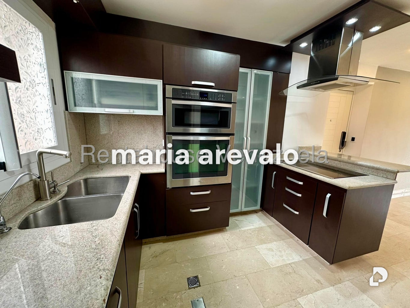 Apartamento en El Rosal, Caracas – 9